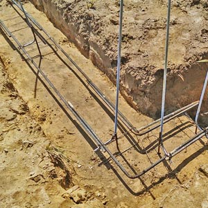 high wind zone footing with horizontal and vertical steel rebar