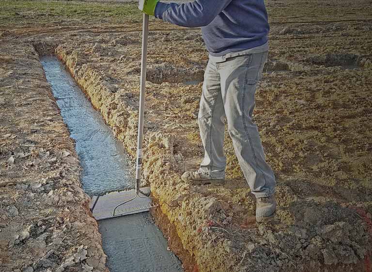 featured image how to footings field crew smoothing footings